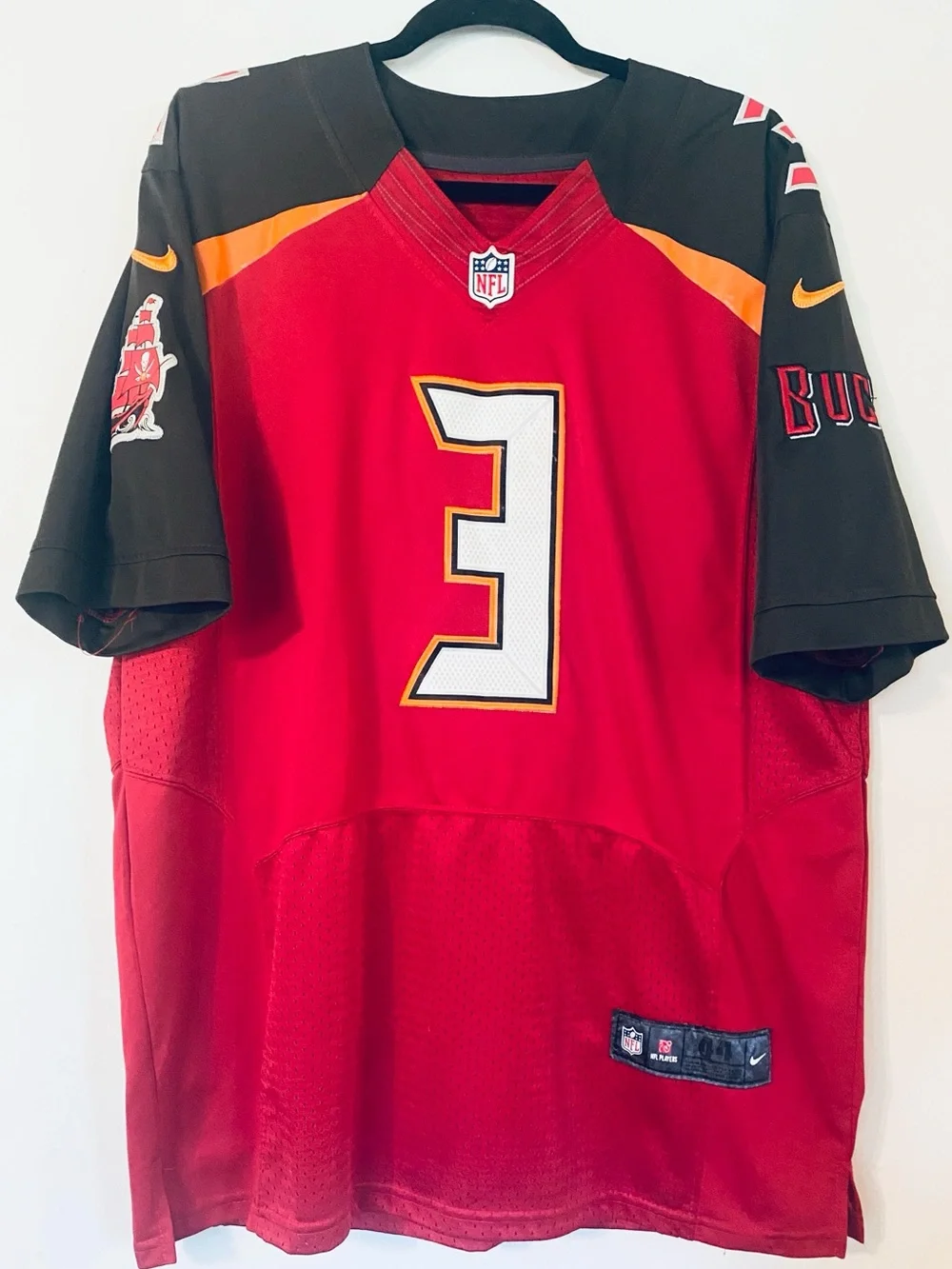 Nike NFL Jameis Winston 3 Tampa Bay Buccaneers On Field Football Jersey 44 L Red